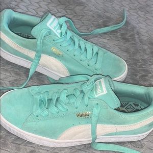 Pumas